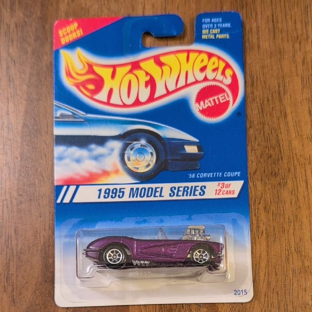 Hot Wheels 1995 Model Series '58 Corvette Coupe Collector #341
